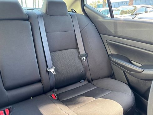 Used 2025 Nissan Altima 2.5 SV FWD image 37