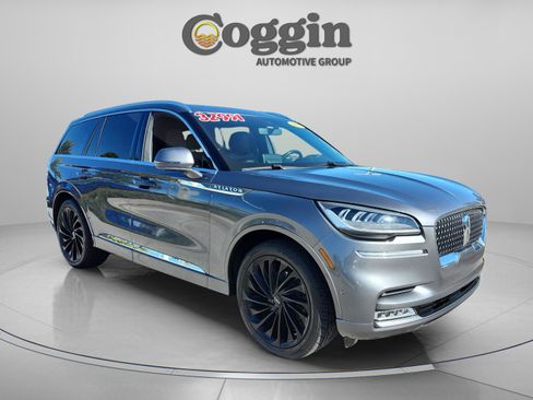 Used 2021 Lincoln Aviator Reserve w/ Equipment Group 208A image 8