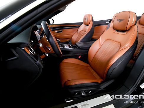 Used 2021 Bentley Continental GT AWD/4WD image 12