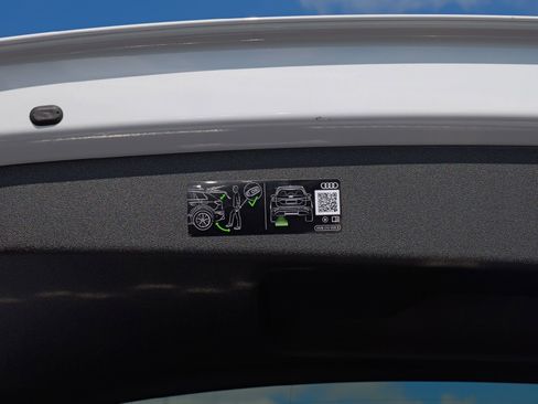 New 2025 Audi Q5 Premium Plus image 39