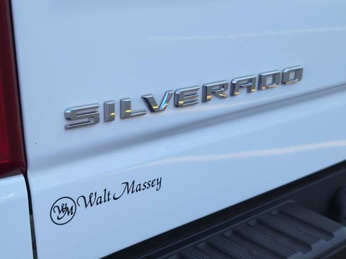 Used 2025 Chevrolet Silverado 1500 W/T w/ WT Value Package RWD image 32