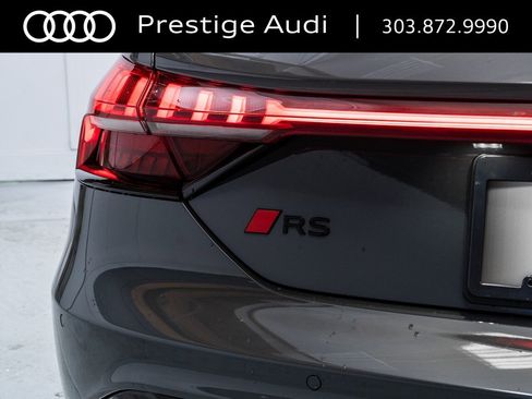 New 2025 Audi RS e-tron GT performance image 34