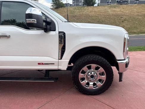 Certified 2024 Ford F350 Lariat w/ Lariat Ultimate Package AWD/4WD image 33