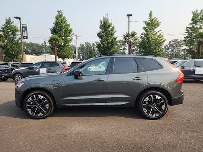 New 2026 Volvo XC60 T8 Plus w/ Climate Package
