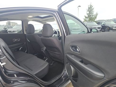 Used 2017 Honda HR-V EX image 22