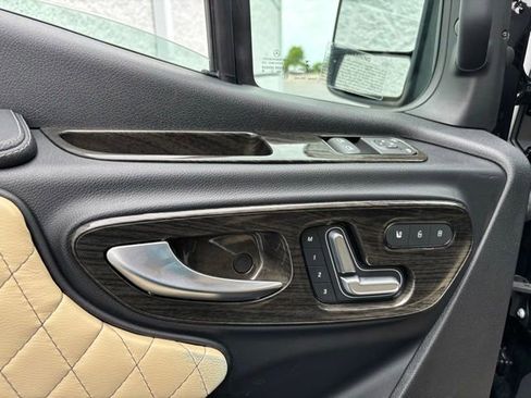 Used 2021 Mercedes-Benz Sprinter 3500 image 20
