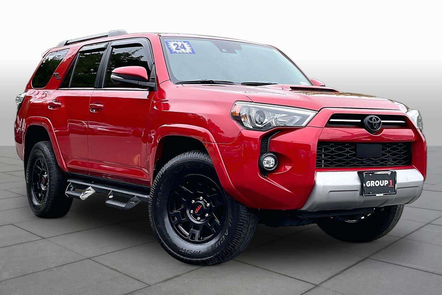 Used 2024 Toyota 4Runner TRD Off-Road Premium w/ Moonroof Package AWD/4WD image 3