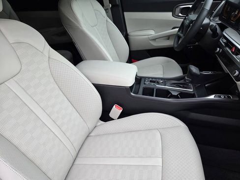 New 2026 Kia Sorento X-Line EX AWD/4WD image 11