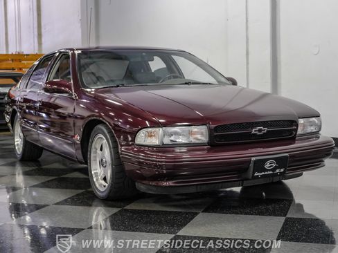 Used 1996 Chevrolet Impala SS RWD image 17