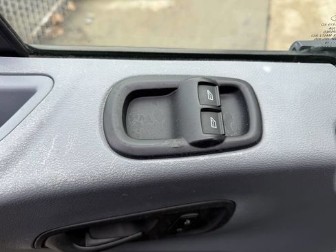 Used 2019 Ford Transit 150 image 10