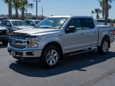 Used 2018 Ford F150 XLT w/ Equipment Group 302A Luxury AWD/4WD image 7