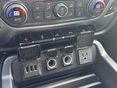 Used 2015 Chevrolet Silverado 2500 LT image 18