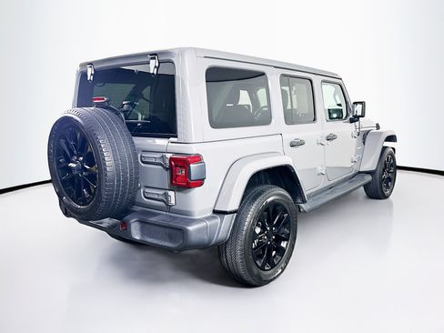 Used 2023 Jeep Wrangler Unlimited Sahara w/ Cold Weather Group AWD/4WD image 9