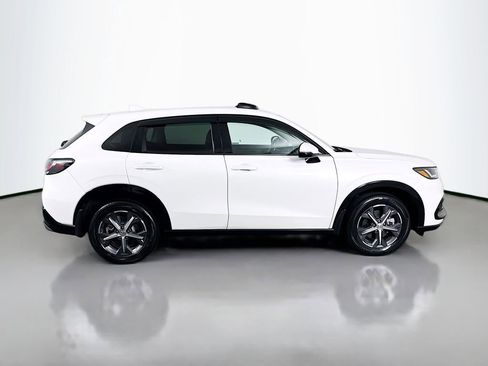 Used 2023 Honda HR-V EX-L image 4
