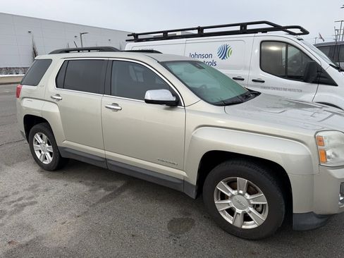 Used 2013 GMC Terrain SLT w/ LPO, Chrome Package image 12