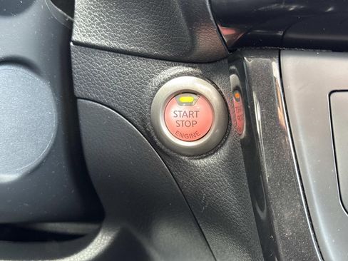 Used 2019 Nissan Sentra SL w/ Exterior Package image 20