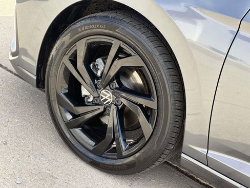 Used 2026 Volkswagen Jetta SE image 7