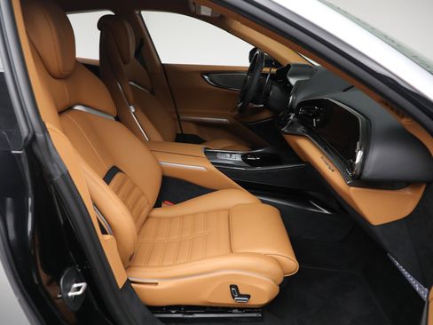 Certified 2024 Ferrari Purosangue image 19