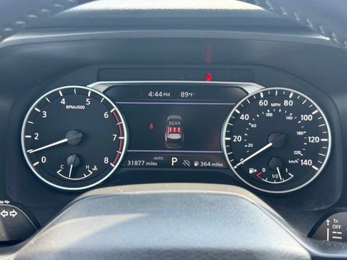 Used 2025 Nissan Rogue SV AWD/4WD image 24