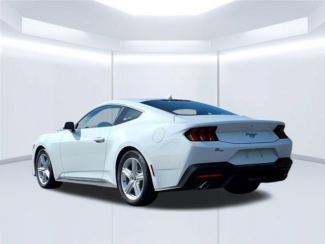 Used 2026 Ford Mustang Premium RWD image 4