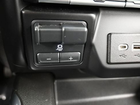 Used 2023 Chevrolet Silverado 2500 LTZ image 29