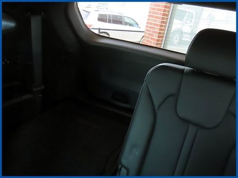 Used 2024 Kia Sorento SX Prestige image 11