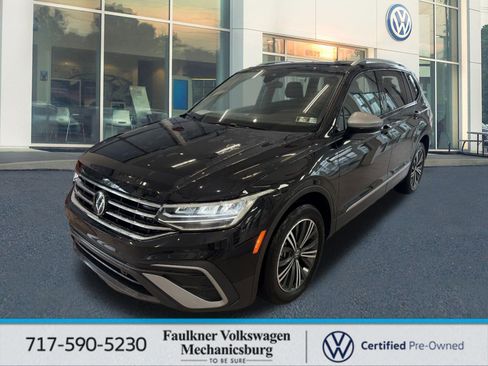 Used 2024 Volkswagen Tiguan Wolfsburg Edition AWD/4WD image 1