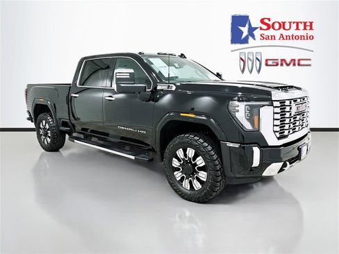Used 2025 GMC Sierra 2500 Denali w/ Denali Reserve Package image 1