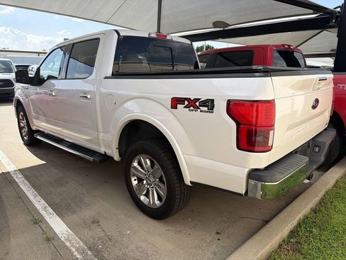 Used 2018 Ford F150 Lariat w/ Equipment Group 502A Luxury AWD/4WD image 4