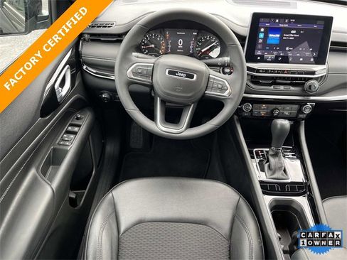 Certified 2022 Jeep Compass Altitude image 14
