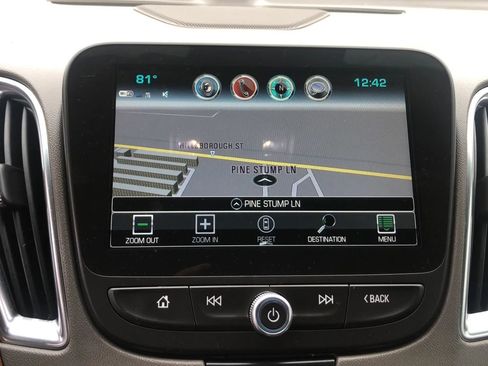 Used 2018 Chevrolet Malibu Premier w/ Premier Sun and Wheel Package image 38