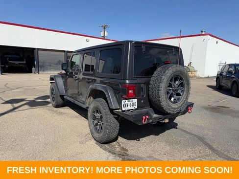Used 2018 Jeep Wrangler Unlimited Rubicon w/ LED Lighting Group image 4