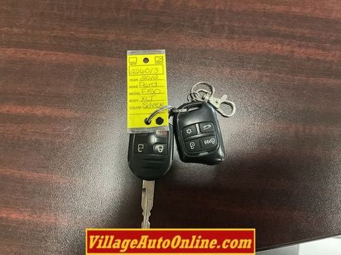 Used 2012 Ford F150 XLT w/ XLT Chrome Pkg image 40