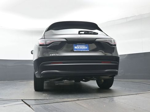 Certified 2024 Honda HR-V LX image 33