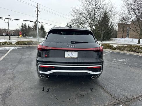 New 2025 Audi SQ5 Premium Plus image 6
