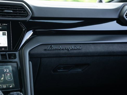 Used 2024 Lamborghini Urus S AWD/4WD image 60