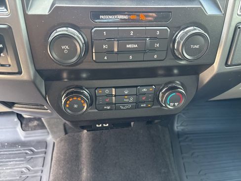 Used 2020 Ford F150 XLT w/ Equipment Group 302A Luxury AWD/4WD image 23