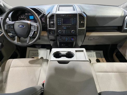 Used 2015 Ford F150 XLT image 15