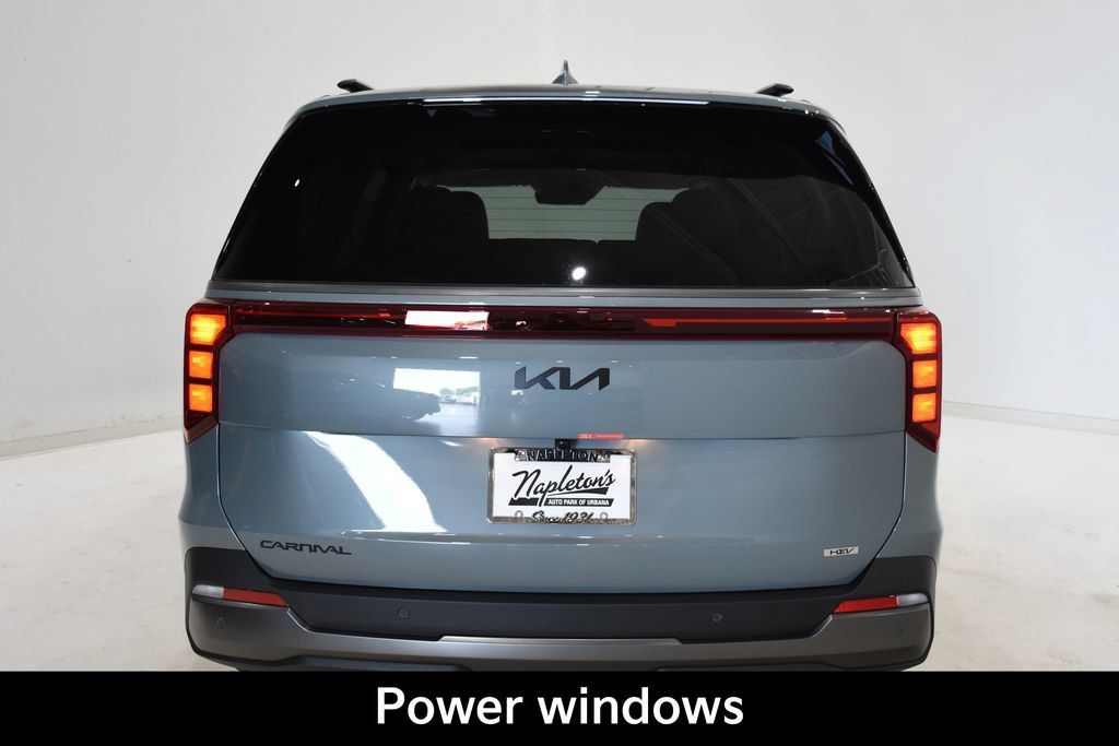 New 2027 Kia Carnival SX FWD image 5