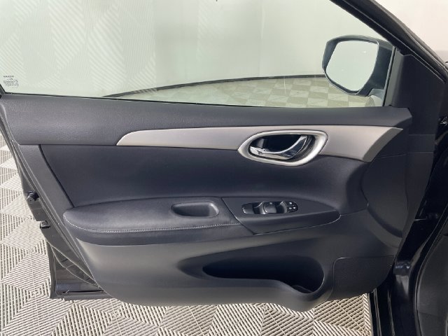 Used 2014 Nissan Sentra SV FWD image 15