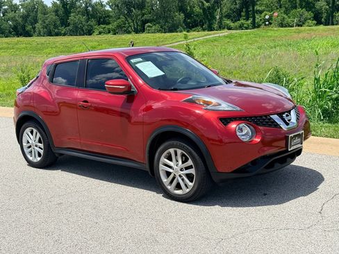 Used 2016 Nissan Juke S AWD/4WD image 25