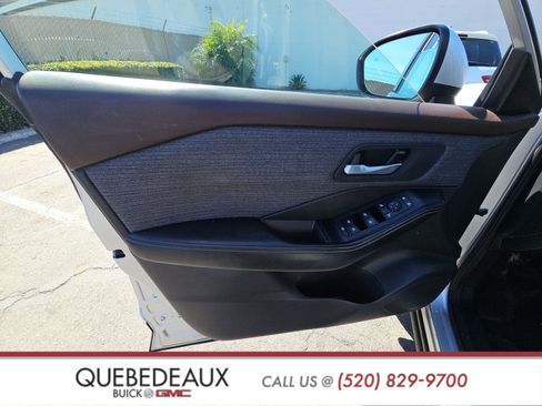 Used 2022 Nissan Rogue SV image 8