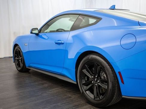 Used 2025 Ford Mustang GT image 28