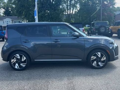Used 2023 Kia Soul GT-Line FWD image 10