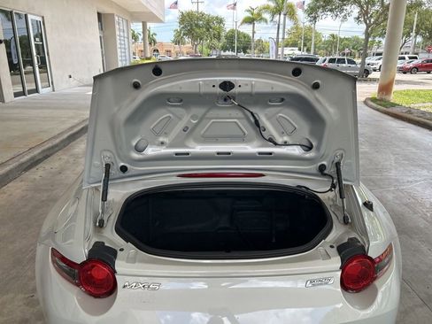 Used 2016 MAZDA MX-5 Miata Grand Touring RWD image 31