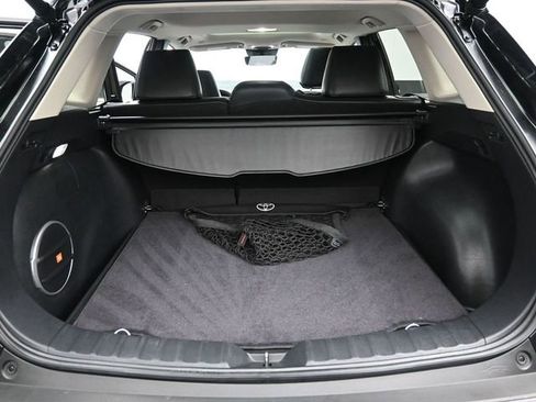 Used 2024 Toyota Corolla Cross XLE w/ Convenience Package image 23