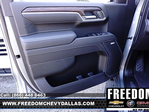 New 2026 GMC Sierra 1500 SLT image 30