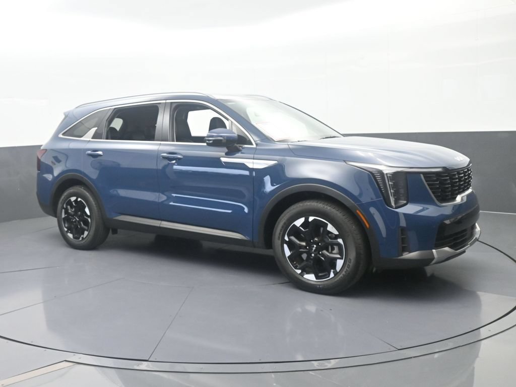 Used 2025 Kia Sorento S w/ Panoramic Sunroof Package FWD image 8