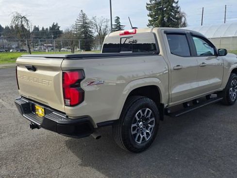 Used 2023 Chevrolet Colorado Z71 w/ Z71 Convenience Package 2 image 4