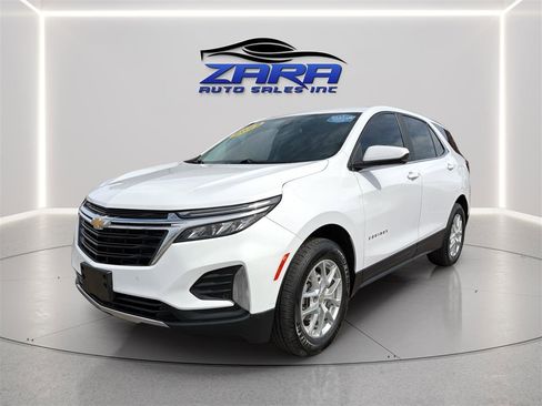 Used 2022 Chevrolet Equinox LT image 3